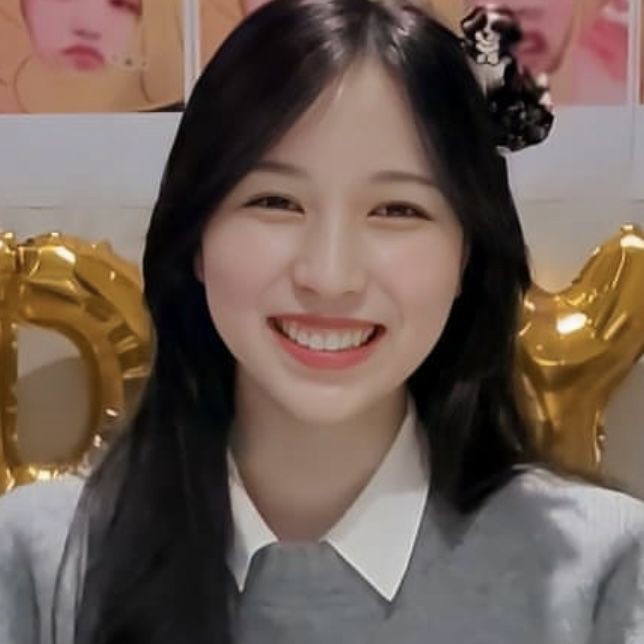 Loracqz's tweet image. Não tem nada a ver com a imagem, mas é isso ai fml. Tmj 😎👍🏻
#onceselcaday #osdo @JYPETWICE