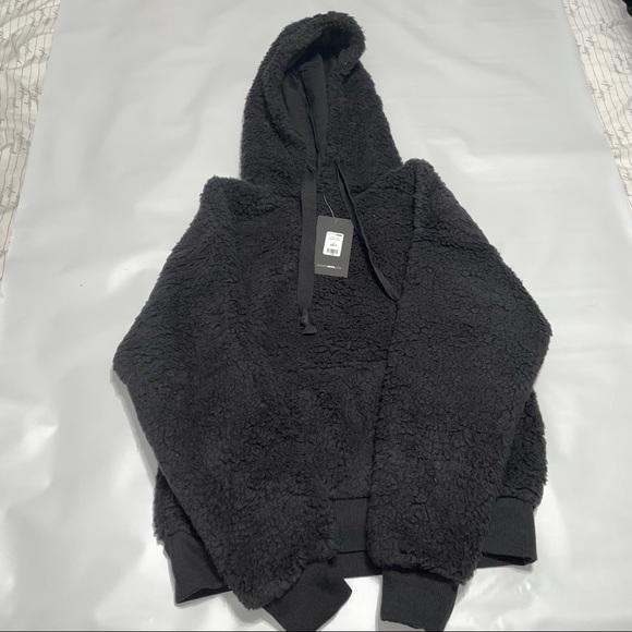 media_dirty's tweet photo. So good I had to share! Check out all the items I'm loving on @Poshmarkapp #poshmark #fashion #style #shopmycloset #express #fashionnova #gapfactory: https://t.co/Z0JbH0YfSt https://t.co/jJk6BpxMo9