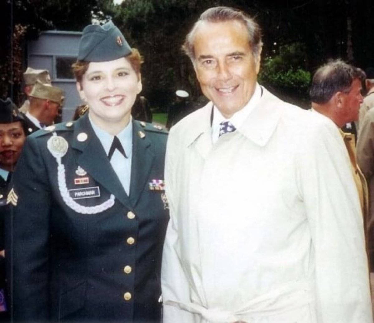 pparchman's tweet photo. @Hinesite @pparchman I thought you could appreciate this.  Tribute to Bob Dole.  Met him in Normandy at 50th Anniversary of WWII while performing w/USAREUR Chorus.   Glad I had the chance to meet him. https://t.co/rAnaM8RVo5