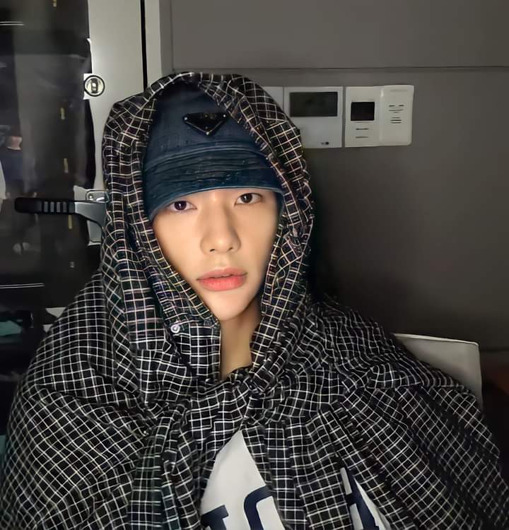 SGriams's tweet photo. I vote for #straykids in #MAMAVOTE https://t.co/Y1jfRBAsEu