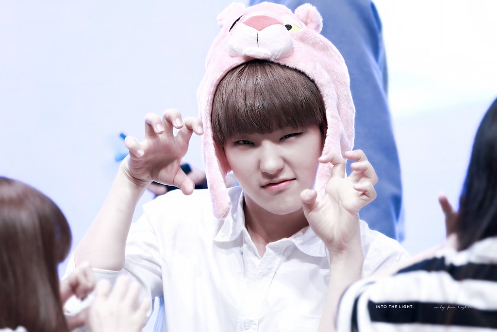 wangjashix's tweet photo. @TEAMHOSHI17X เค้ายังขออยู่ได้มั้ยคับ ฮืออออ แต่เค้าแบบ ล๊าาาาาาาาาาาาาาาาาาาาาา ขอเป็นขาจรก็ด้ายยยยย 
วังจา / @wangjashix / โฮชิปกติ https://t.co/TuOTV89CIQ