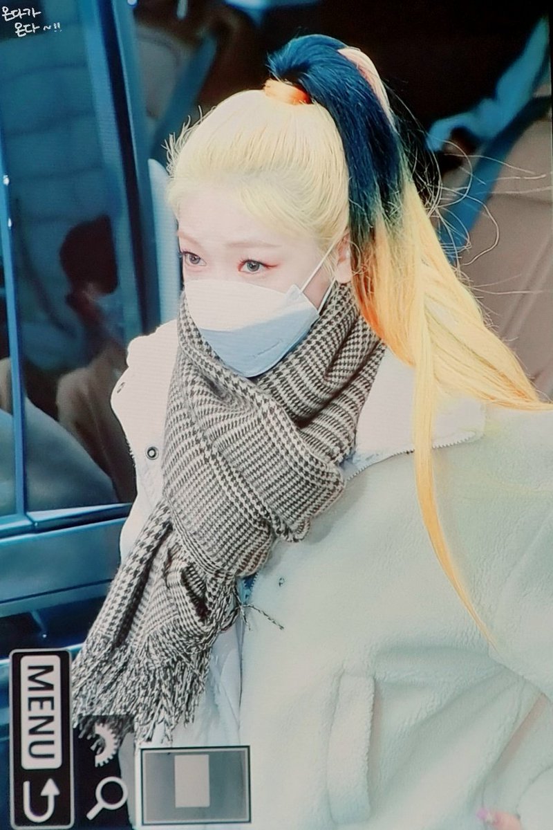 ondaiscoming's tweet photo. 211210 뮤뱅 출근 프리뷰

출근이 온다!

#EVERGLOW #에버글로우
#ONDA #온다 @EVERGLOW_twt https://t.co/N6N8AtIVLw