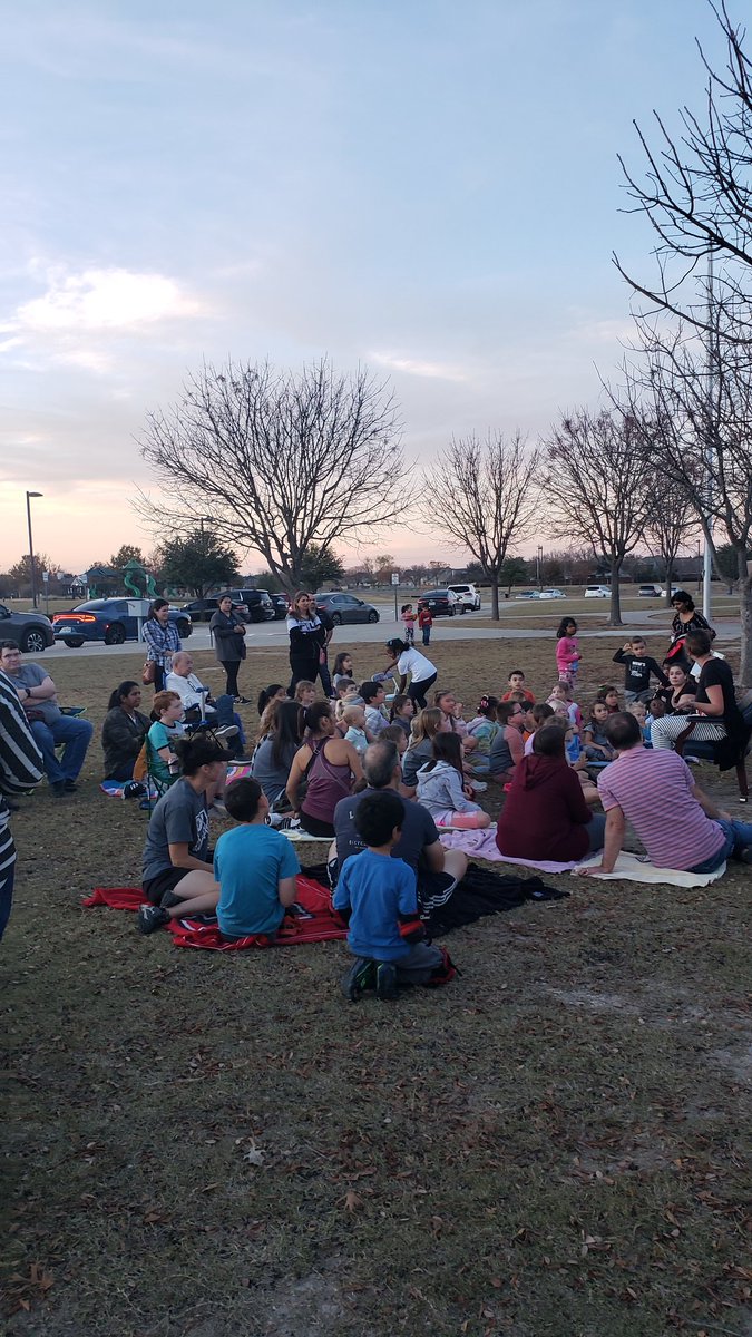 Ana Travis tweet media