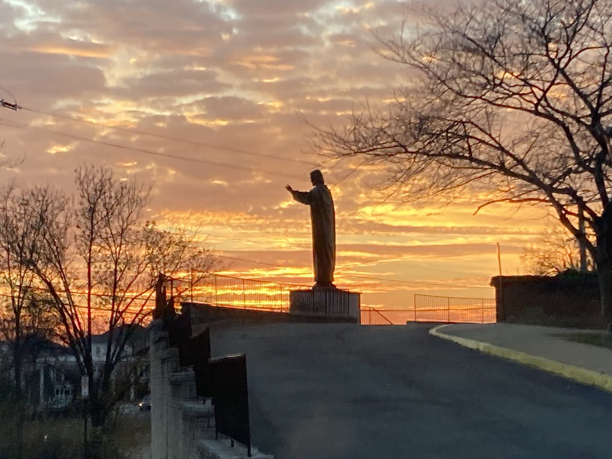 Jesus against the curtain of tonight’s gorgeous sunset outside the Arlington cathedral. #sunset <a href="/acatholicherald/">Catholic Herald</a> <a href="/arlingtonchurch/">Catholic Diocese of Arlington</a>