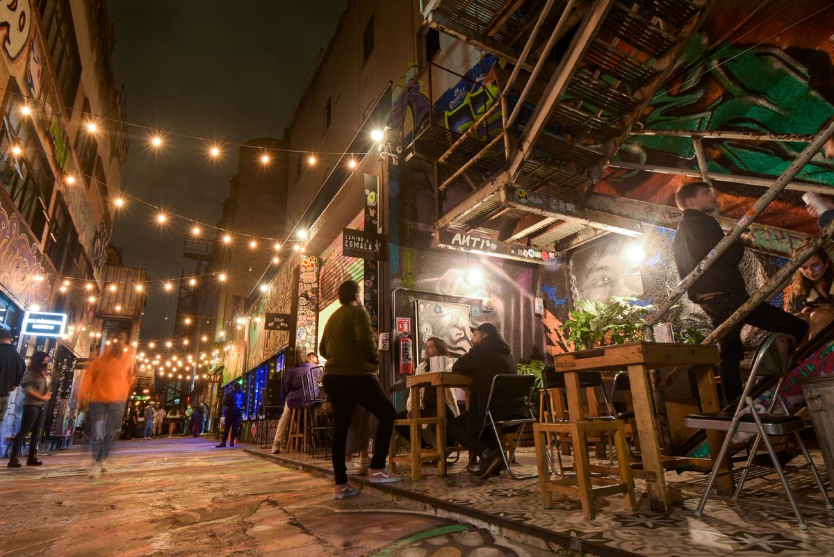 Camino a Comala® (@camino_a_comala) on Twitter photo Visítanos en la Ex Fábrica de Harina (<a href="/exfabricamx/">Ex Fábrica Mx</a> ) 🤩
Café y mucho arte urbano 🏗️
📍 Aquiles Serdán 106
🗓️ Miércoles a Domingo
🕰️ 13:00 a 21:00 h
#exfabricamx #exfabricadeharina #specialtycoffee #cafedeespecialidad #caminoacomala Visítanos en la Ex Fábrica de Harina (<a href="/exfabricamx/">Ex Fábrica Mx</a> ) 🤩
Café y mucho arte urbano 🏗️
📍 Aquiles Serdán 106
🗓️ Miércoles a Domingo
🕰️ 13:00 a 21:00 h
#exfabricamx #exfabricadeharina #specialtycoffee #cafedeespecialidad #caminoacomala