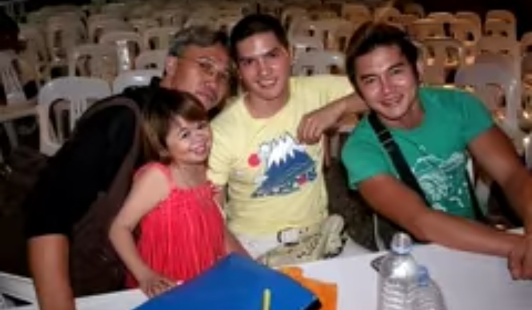 AnnabelleDreu's tweet photo. old pic.nla dti p tlg cla nagkakasama s ibat ibang event

MYGZ GRANDEST BDAY PARTY

#HapiBdayMygzMolino 
@MygzMolino https://t.co/bhMvyE1UUe
