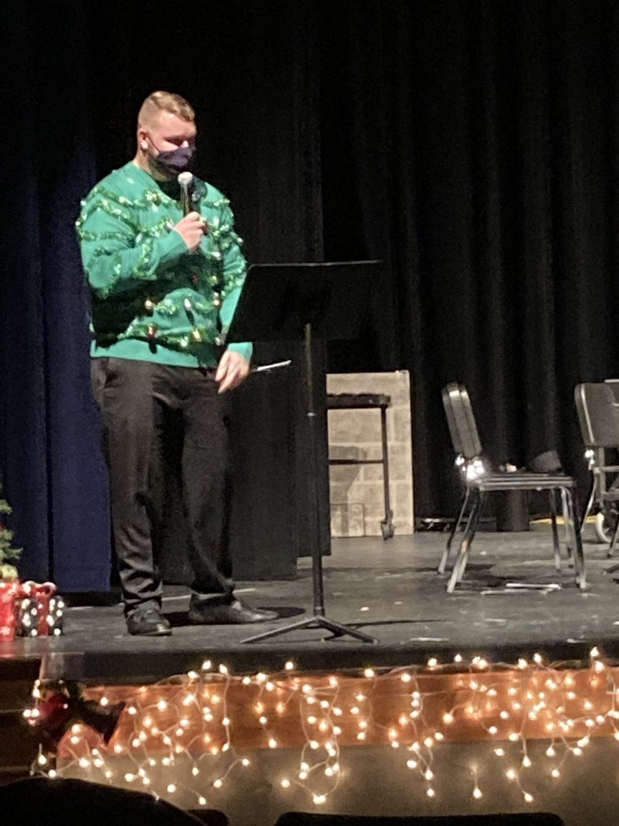 ⁦⁦Great sweater for a concert ⁦<a href="/eastwakehs/">East Wake iTech and Design Magnet High School</a>⁩