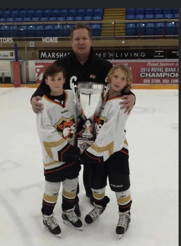 Proud day as an uncle and dad. 

Congrats to Carter (BWK) and Bowman (EOK) on their draft day selections.  

⁦<a href="/bdnwheatkings/">Brandon Wheat Kings</a>⁩ 
⁦<a href="/EdmOilKings/">Edmonton Oil Kings</a>⁩

#WHL
