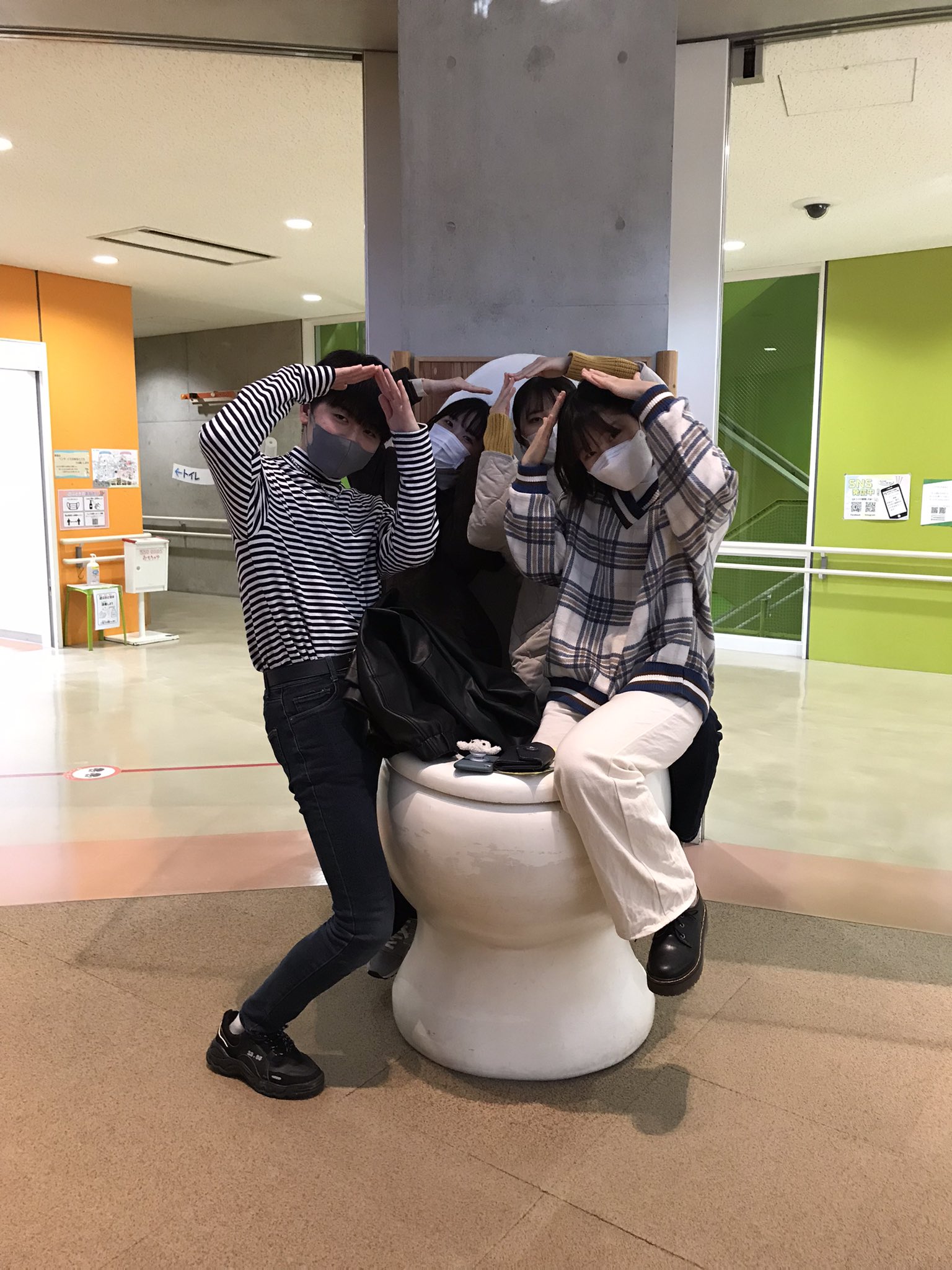 モーリィ 盛岡医療福祉スポーツ専門学校 県立児童館 いわて子どもの森 こどもの頃に行った時と 大人になってから 遊び方とか気持ちに 変化はあったかな 児童館 こどもの森 遊び 保育士 幼稚園教諭 こども未来学科 盛岡医療福祉スポーツ専門