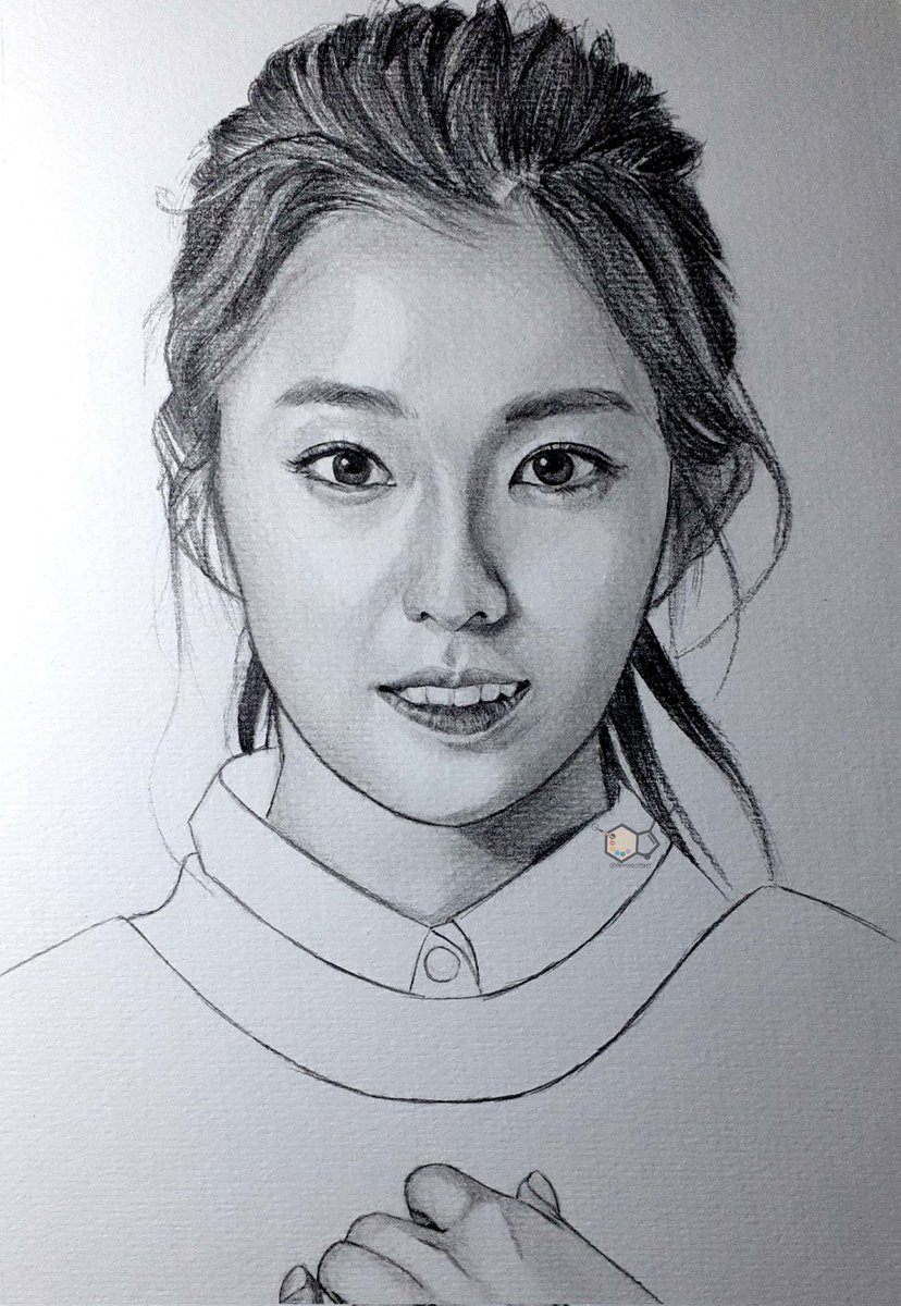 devoidof5HT's tweet photo. Heh :) 
#8YearsWithIRENE 💝
#루키즈현_8주년은_처음이라 https://t.co/hNbDH7CBE2