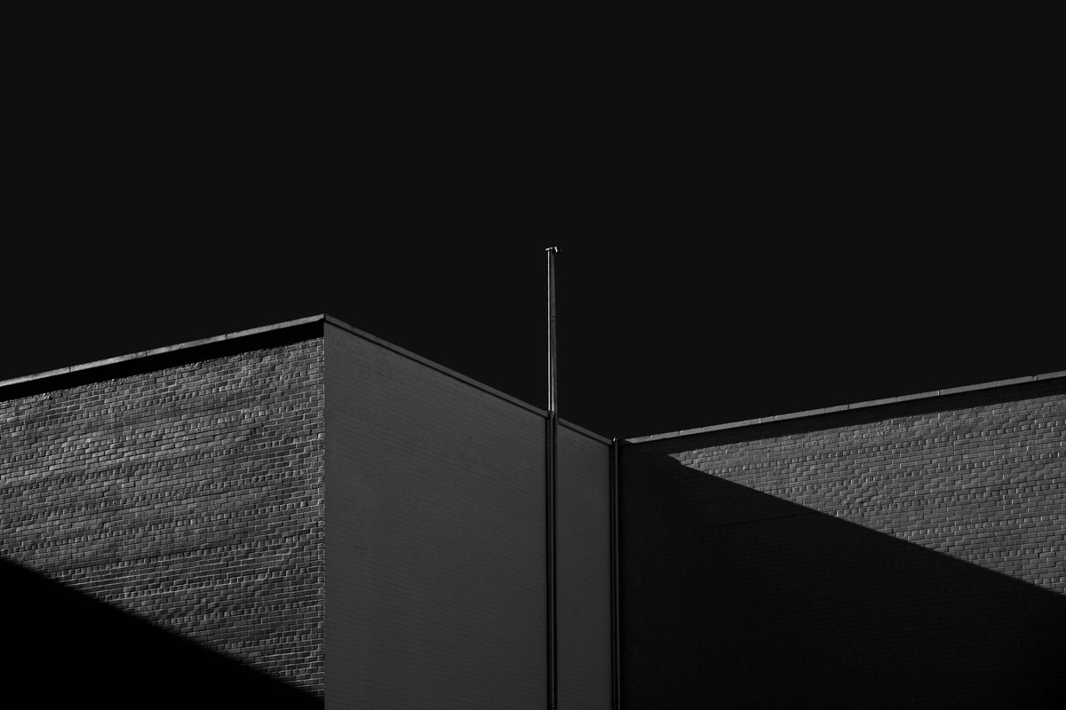 NFT_Photog's tweet photo. Follow me on the IG: https://t.co/oIRzid5A5X

#abstractphotography #minimalistphotography #nftcommunity #nftphoto #nftfineart #nftabstract #nftphotography #minimalism #linesandshapes #nft #abstractart #minimalart #fineartphotography #fineart https://t.co/5rvyOrREFV