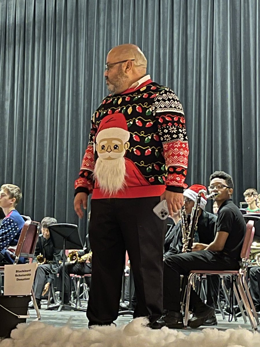 wlstaats's tweet photo. Tis the holiday season!
Eagle Band Winter Concert!!!!@LettAssassins @RHS_Eagles @RhsAcademy @gisdnews @gisdengagement @GISDFineArts https://t.co/ZhFYOIgRnQ
