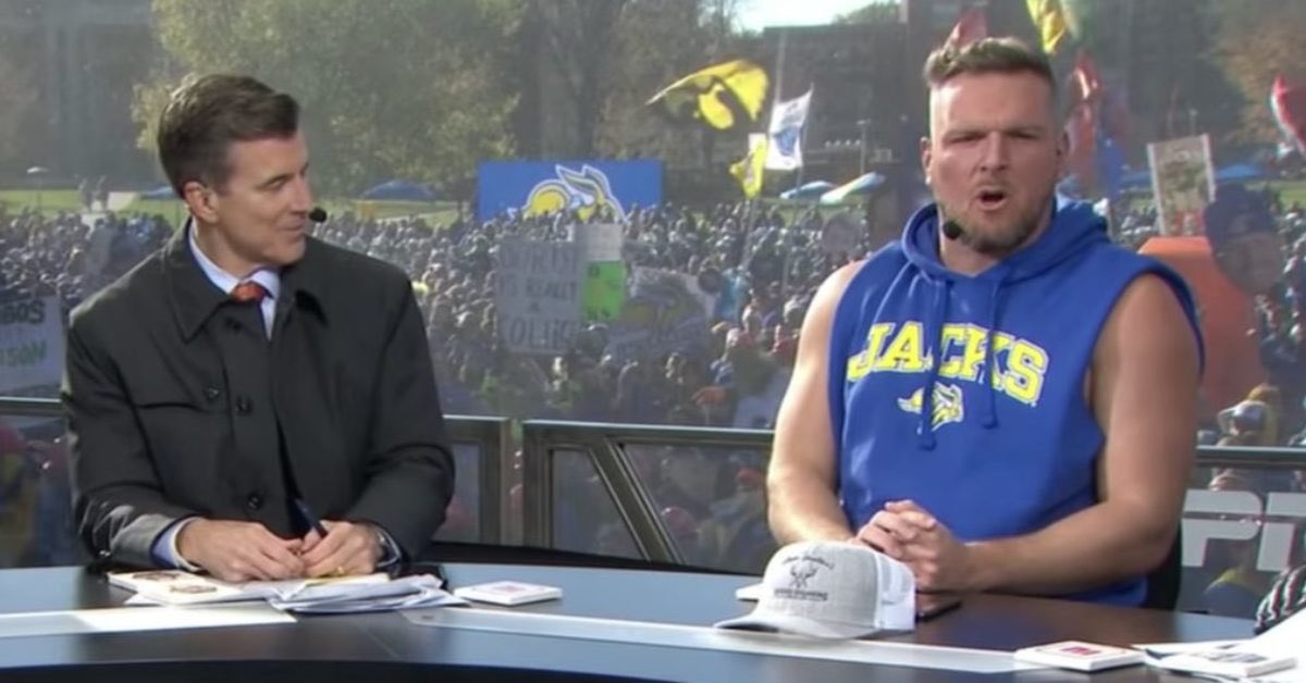 micvan95's tweet image. Still the greatest Game Day ever and an amazing introduction to the best sports show ever! @PatMcAfeeShow #PMSFANDUELFAMILY @GoJacksFB