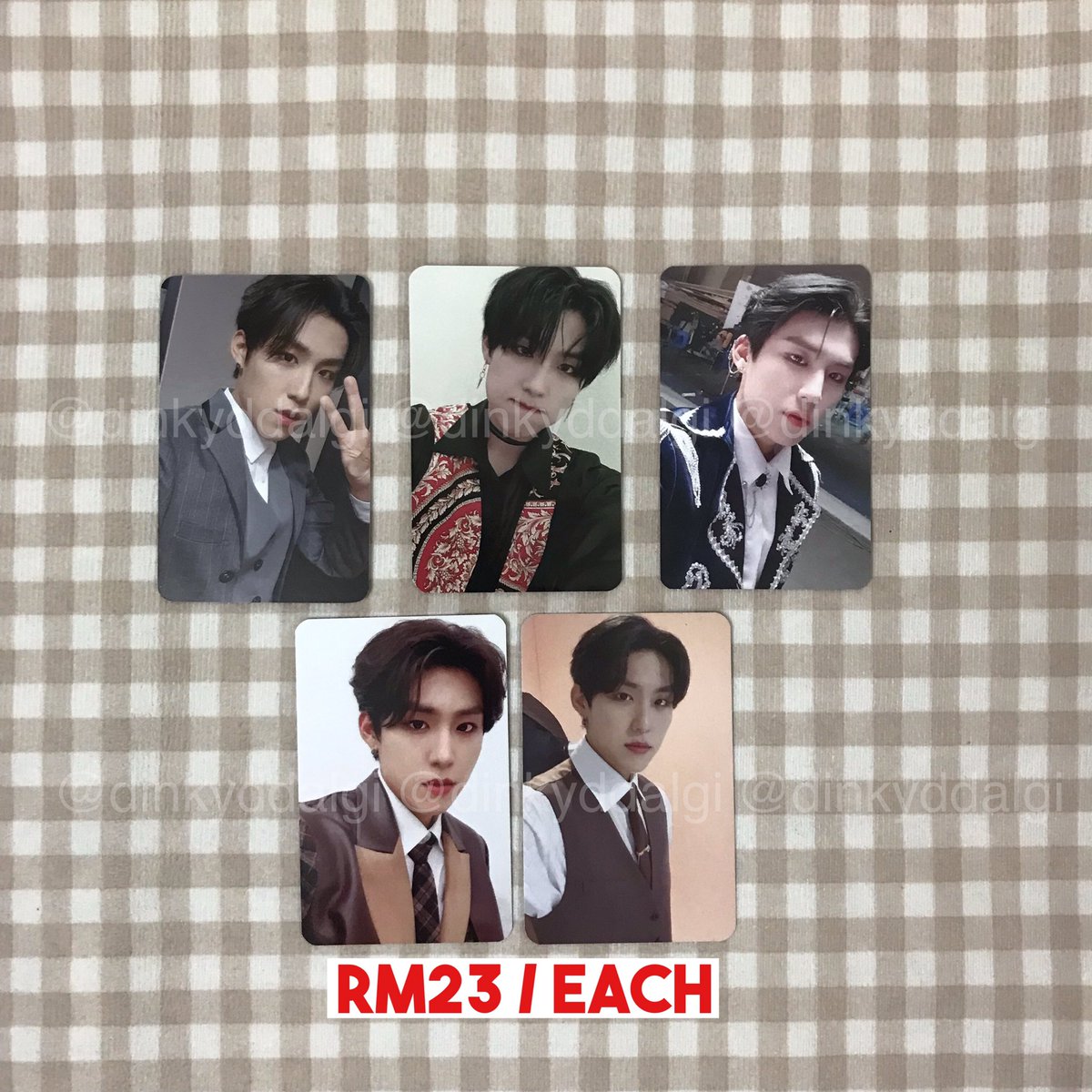 dinkyddalgi's tweet photo. [HELP RT] WTS AB6IX &amp; MXM OFFICIAL PC

-price stated excl postage
-all on hand
-can nego if buy in bulk
-no rush postage

#pasarAB6IX @MYABNEW_TRADE @AB6IXTradeMY @kpoprttweet @kpopsellingmy_ https://t.co/UkABhEK4lJ