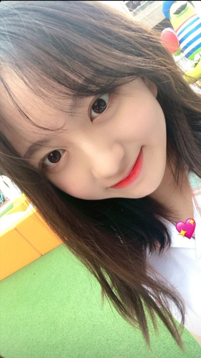 Iovelyuns's tweet photo. im so proud of you, let's go enter the university you want! <33
#8YearsWithLami
#GrowingUpWithKimSungkyung
#함께여서_찬란했던_성경이와의_8년 https://t.co/QoMP6j4Kpe