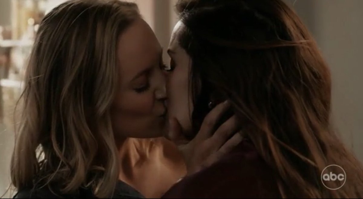 ‘i want to have another version of you, i want to hold a little you’ #station19 <a href="/spampistefania/">stefania spampinato</a> <a href="/D_SAVRE/">Danielle Savre</a>