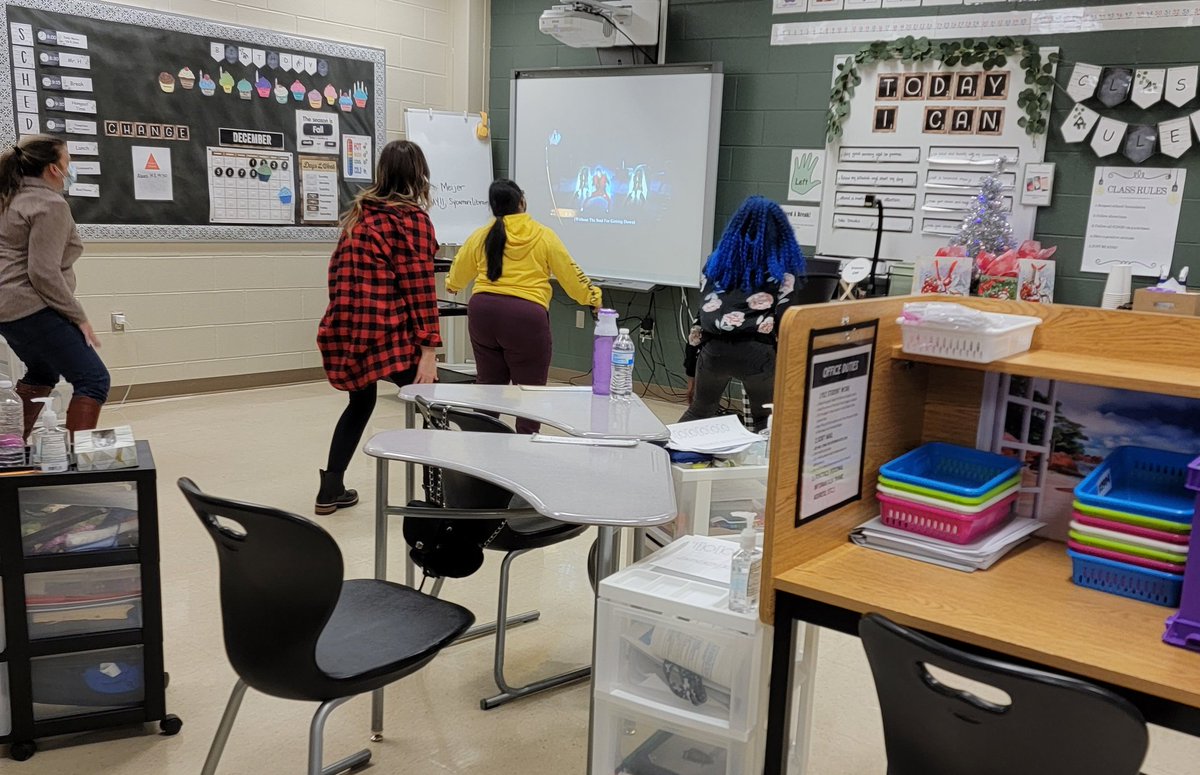 I made it to <a href="/DeKalb428DHS/">DeKalb High School</a> today! Visited Culinary, SOAL, The IddyBiddies, and AP Spanish! I was interviewed en Español!