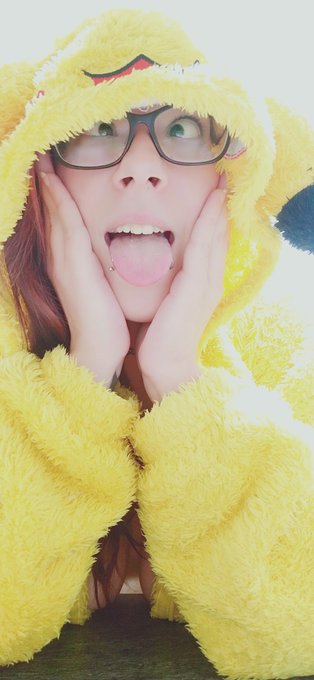 Watch Zenda SEXY's leaked NSFW photo on TwXstars