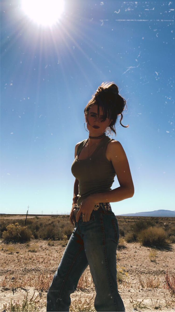 I just read  a thread between me and my ex and man that hurts still.  Not bc I wish we were together but I miss the friendship and the connection that I don’t think I will ever get again , I also hate him with every fiber of my being. I hope to figure it out someday #thissucks