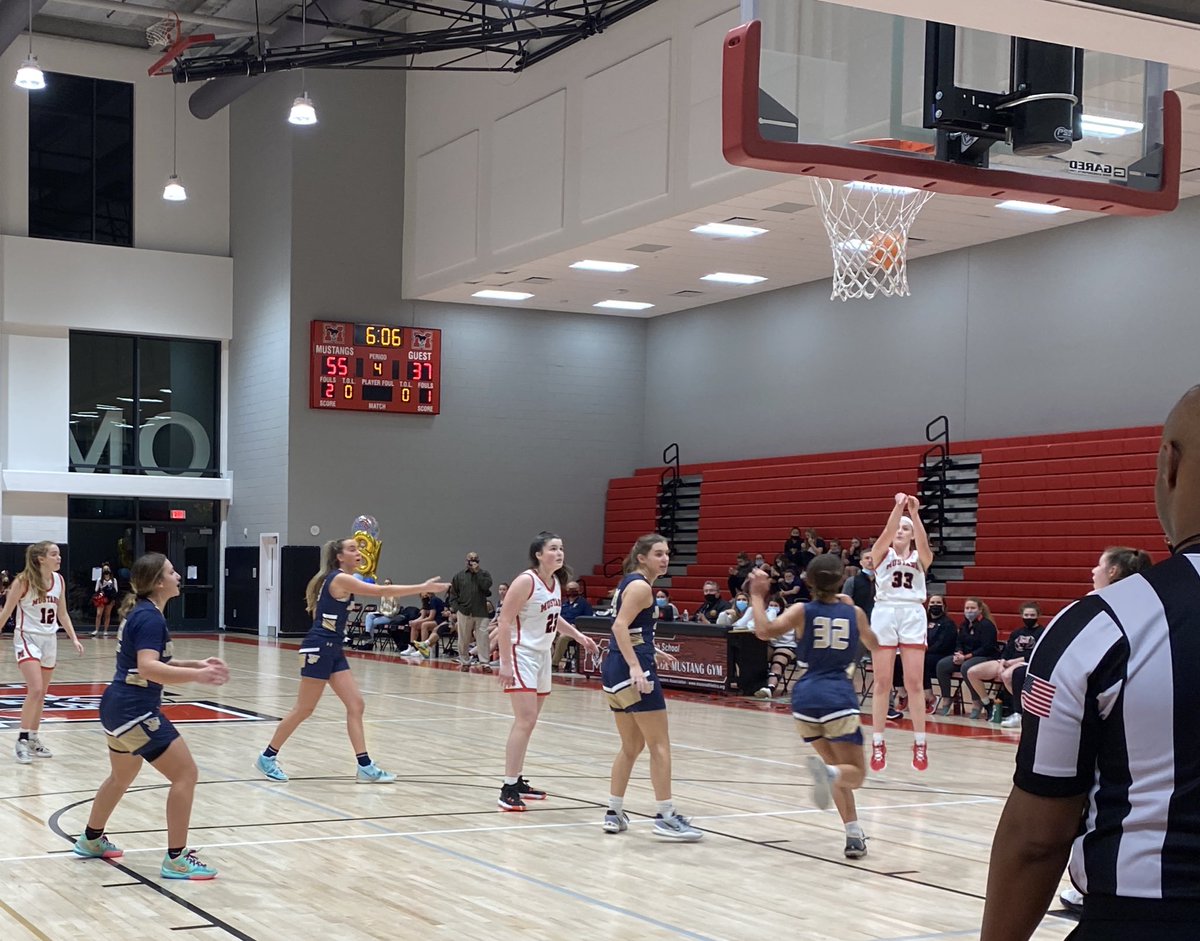 plan3t_t3ch's tweet photo. The @MustangsGBB continue the stampede with a win streak over James Wood High School. A well played game for both teams! Meridian HS 68 to 46! #MustangPride @MHSSports121 https://t.co/xhlT6ss99D