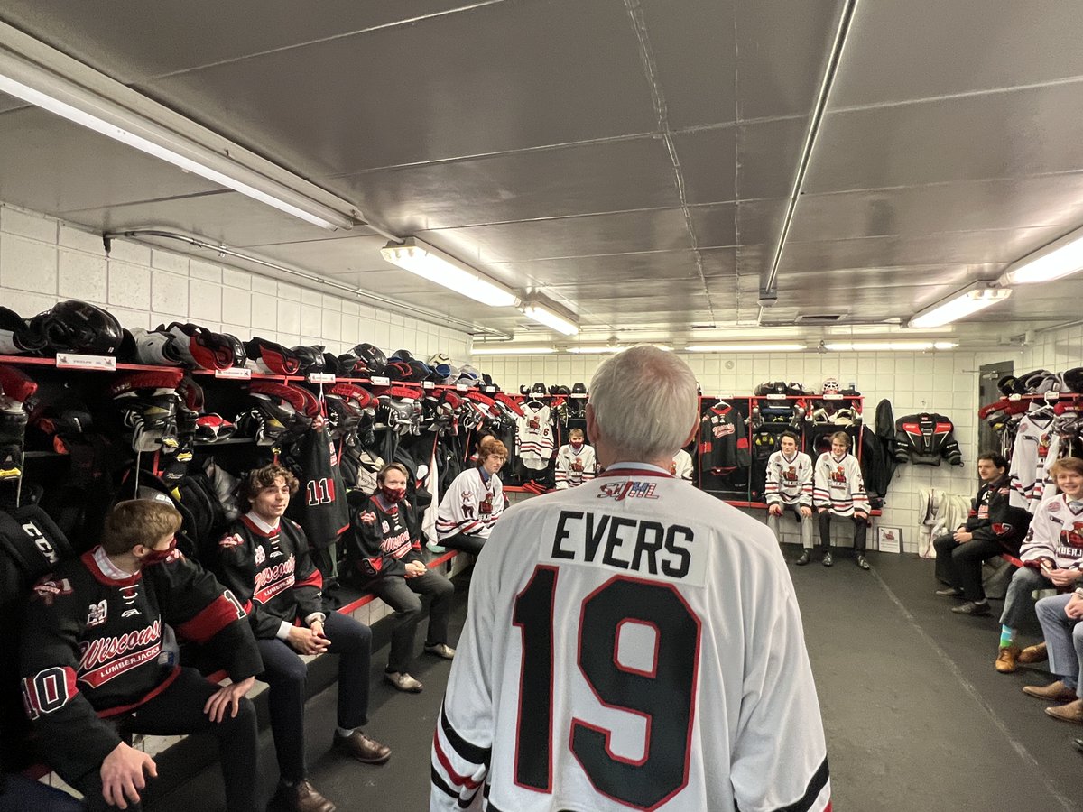 Governor Tony Evers tweet media