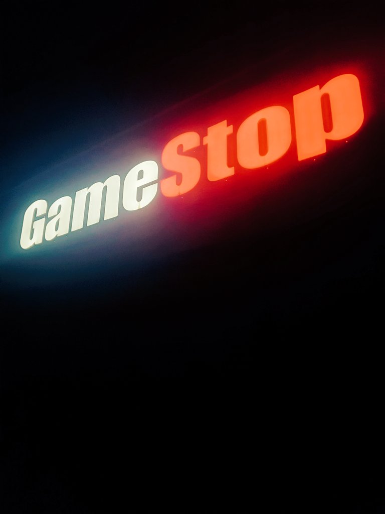 skzyp's tweet photo. So after almost 11 years, my last day at Gamestop is this Saturday December 11th. I opened this store, ran it like it was mine and I count my blessings for the opportunities it gave me, the experience I've gained, everything I've learned (1/2) https://t.co/WtMwsLR9aU