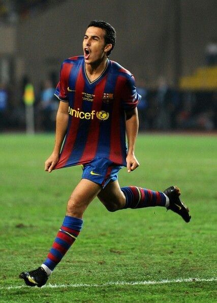Dos grandes delanteros tuvimos en nuestras filas🔴🔵
Cuál te marco más su paso por el club🤔🤔
🔄 ALEXIS SÁNCHEZ
♥️ PEDRO
#FCBarcelona 
#Barcelona