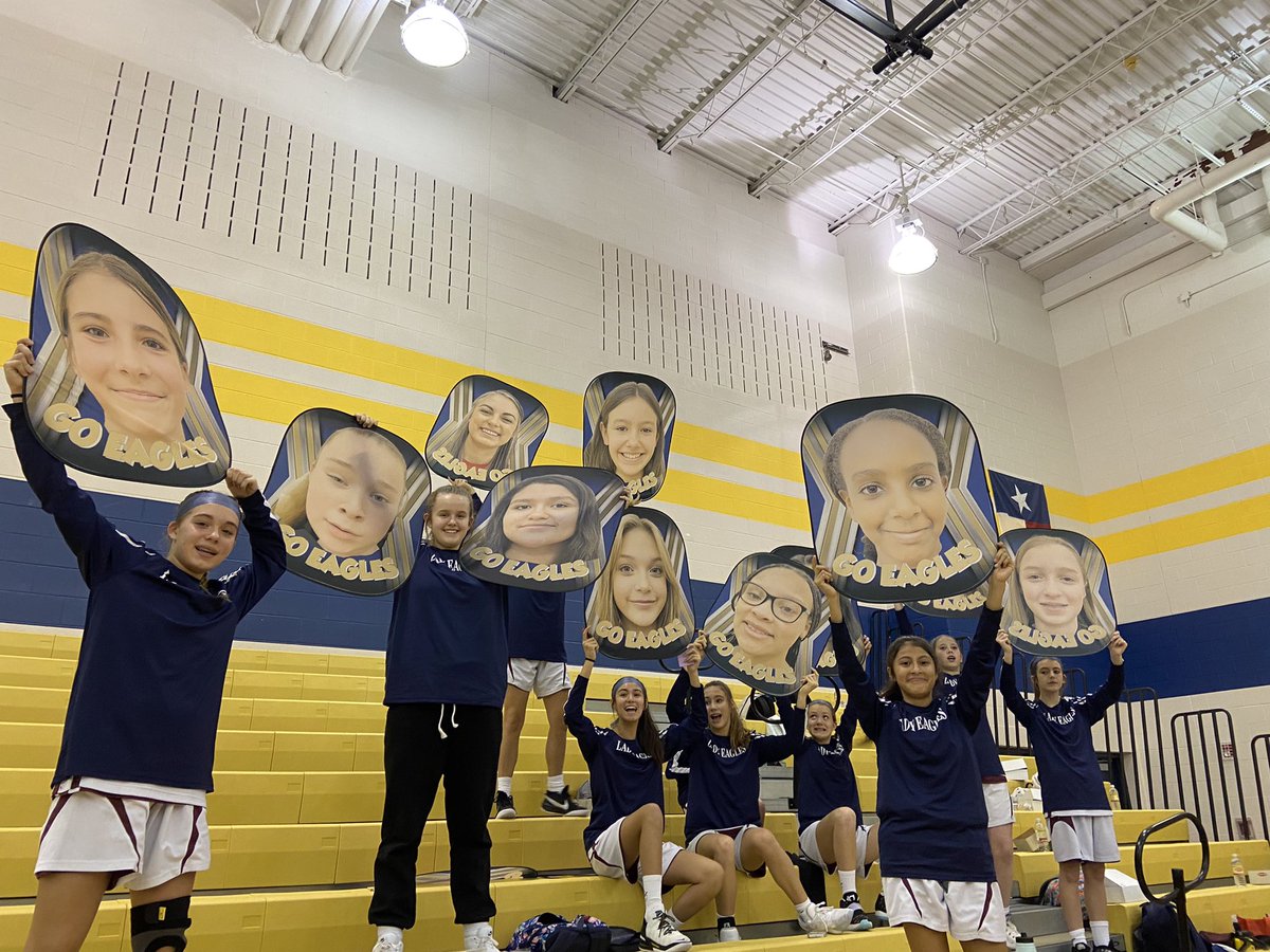 ISMSLadyEagles's tweet photo. But does your team have giant face banners? @IndianSpringsMS @KISDAthletics https://t.co/F2nFSRvFlT