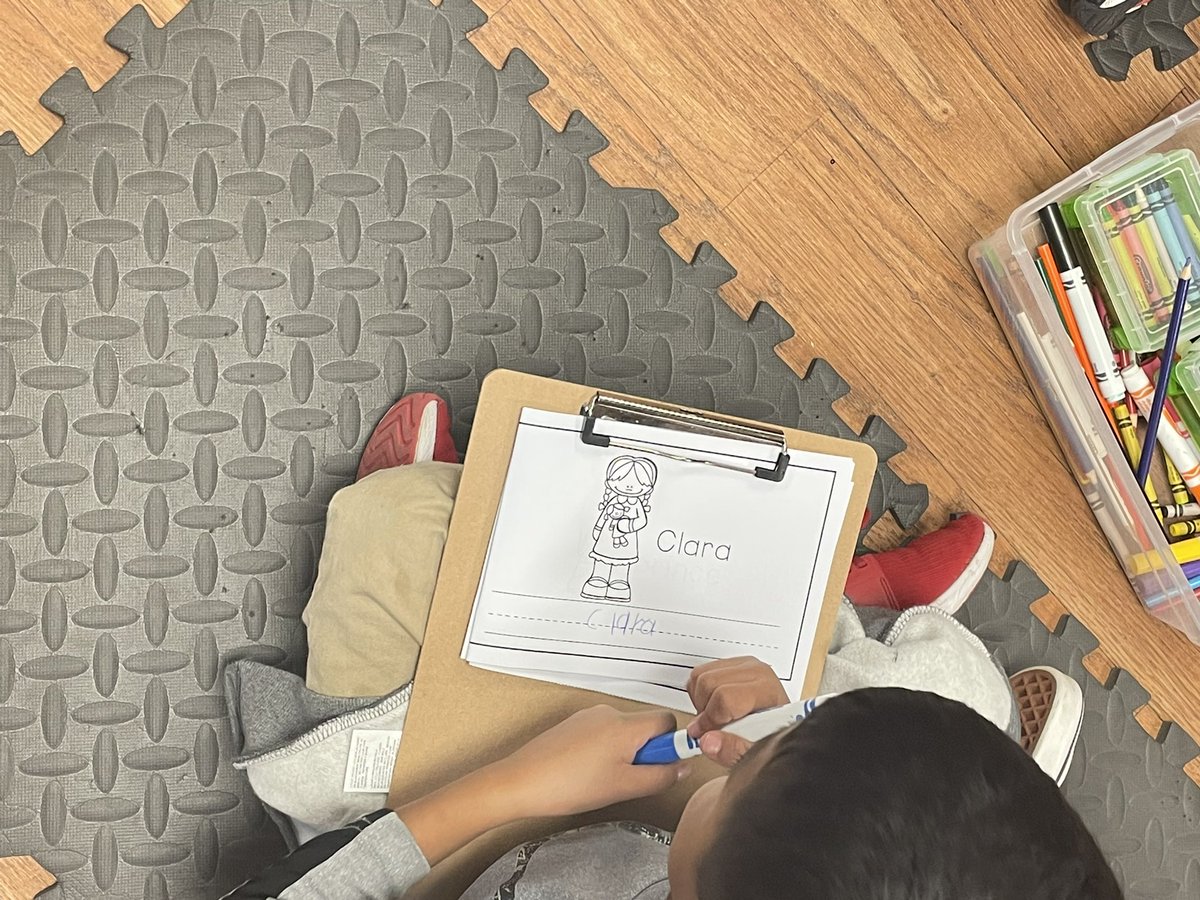heyitsMsA's tweet photo. My kinders get to listen to the music and story of The Nutcracker, practice writing their letters, and show their creativity with their coloring, all in one lesson 🤩 #Just4Kids https://t.co/iKlIzNjvXT