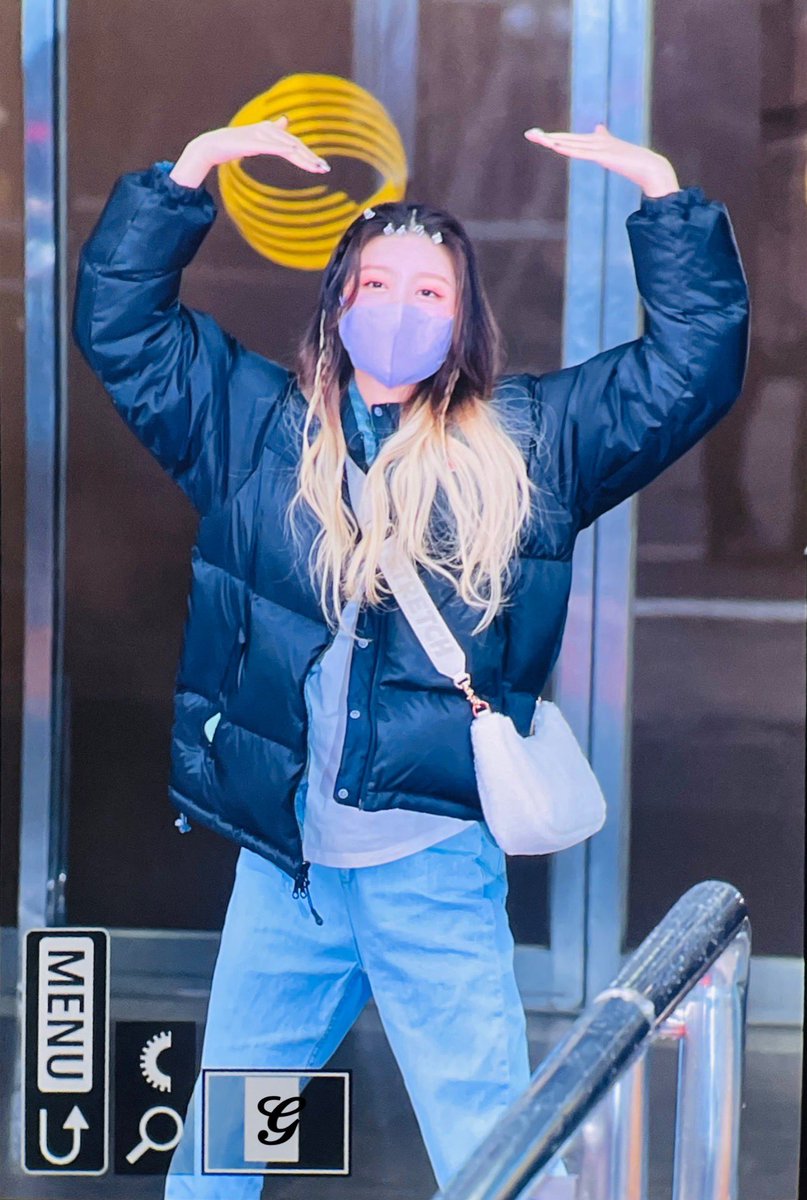 211210 뮤직뱅크 출근 프리뷰 

#IVE #아이브 #가을 #김가을 #GAEUL