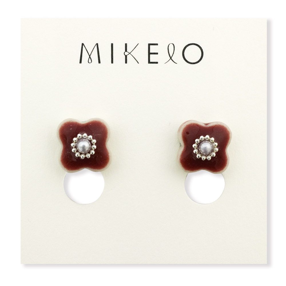 ichirimall's tweet photo. 💐美濃焼ピアス【MIKELO】💐
⏩https://t.co/fCVUoeLHT1

温かみある伝統工芸品を現代のオシャレに💖
アクセサリーブランド【#MIKELO】のピアス『美濃焼コレクション』です✨
上品な煌めきで存在感のある仕上がりは、普段使いはもちろんパーティーにもオススメです😆♥️

#いち利モール #カジュアル着物 https://t.co/tkWxIseu4E