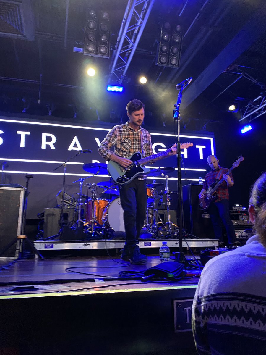 Here’s a photo from one of the first <a href="/straylightrun/">straylightrun</a> shows I saw and then one from tonight. I’m so 😭😭