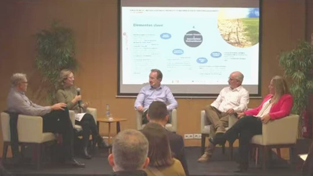 incolabcluster's tweet photo. Les compartimos imágenes de la primera jornada de éstos "Foros Técnicos y networking sobre territorios inteligentes" Contando con grandes ponentes. ¡Gracias! https://t.co/2QFvDRurIA
