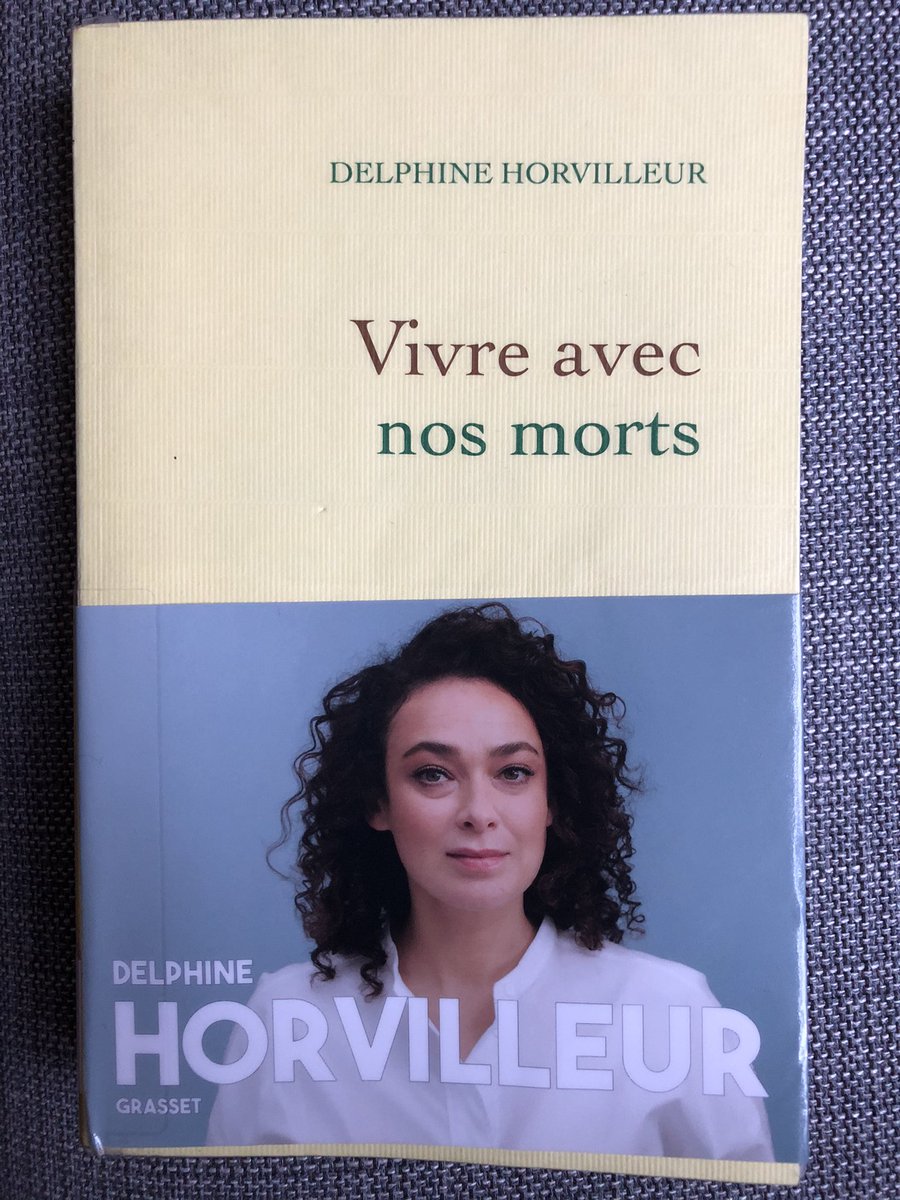 Ariane Couvreur (@ariane) on Twitter photo Énorme coup de cœur.
Un livre magnifique, émouvant, désopilant et rempli de sagesse, où la « grande » et la « petite » histoire s’entremêlent. On comprend (enfin!) pourquoi les fantômes sont recouverts d’un drap blanc 😀 merci <a href="/rabbidelphineH/">Delphine Horvilleur</a> ❤️ Énorme coup de cœur.
Un livre magnifique, émouvant, désopilant et rempli de sagesse, où la « grande » et la « petite » histoire s’entremêlent. On comprend (enfin!) pourquoi les fantômes sont recouverts d’un drap blanc 😀 merci <a href="/rabbidelphineH/">Delphine Horvilleur</a> ❤️
