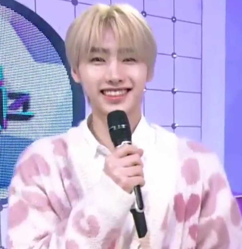 kungyaz_'s tweet photo. Ddeonghoonie             Sunghoon https://t.co/teMDd9GJHW