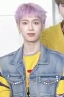 I'm an o.de acc but pls why is gaon like this HSHJSHS ily