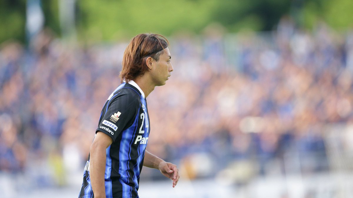 FC琉球所属 #赤嶺真吾 選手が現役引退を発表されました。2015シーズン