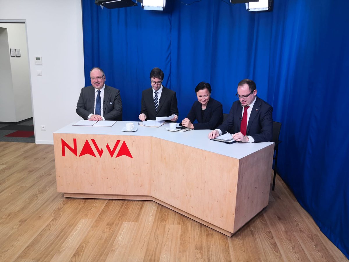 ukinpoland's tweet photo. Covid-19 recovery, China's growing power, Russia's malign activity, climate change- these are just a few challenges for diplomacy in upcoming years. Many are visible in the #IndoPacific, how to deal with them? @MSZ_RP @NAWAPoland @ANZORA_Pacyfik @SGHWarsaw @RheinbergJason https://t.co/s1xKAIBMeC