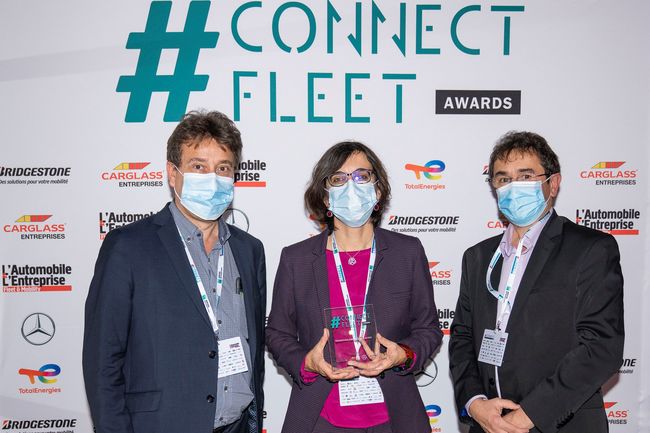 sqy's tweet photo. À l'occasion de la 5e édition du CONNECTfleet, #SQY a reçu le #CONNECTfleet #Awards dans la catégorie #Transition énergétique & #RSE pour #SQYShare, le premier service d’autopartage inter-#entreprises des #Yvelines 👏
En savoir ➕ sur le service ➡️ https://t.co/Dq9EUORFa8 https://t.co/5e6k77CyNB