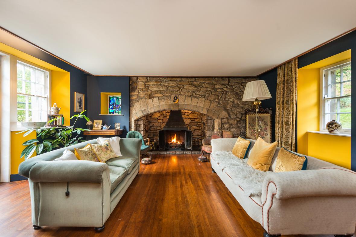 BricksScotland's tweet photo. Home of the week: If houses could tell stories, this beautifully refurbished former coaching inn would be full of them https://t.co/bKXxyEQ4qO https://t.co/hNRgFjjvQt