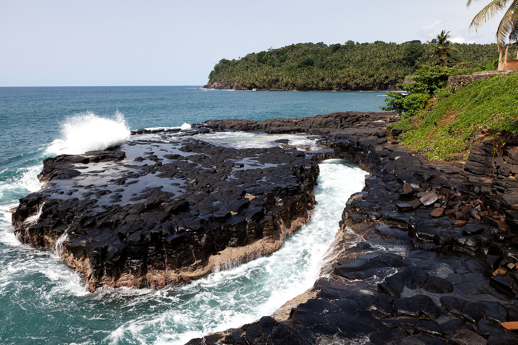 CouncilTourism's tweet photo. Sao Tome and Principe 
#SaoTomeandPrincipe 
Celebrating the important efforts of Sustainable Biodiversity Conservation in Africa. #SustainableTourism  #SustainableBiodiversity https://t.co/VxHHd1qXhY