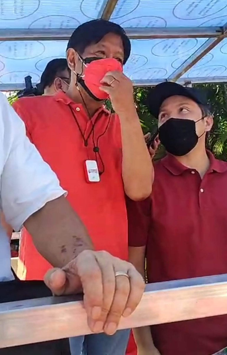 jcpunongbrgy's tweet photo. Ay kasama si Paul Soriano sa Laguna ngayon. Iiyak na naman mga pinktards neto. https://t.co/rgSVuClprk