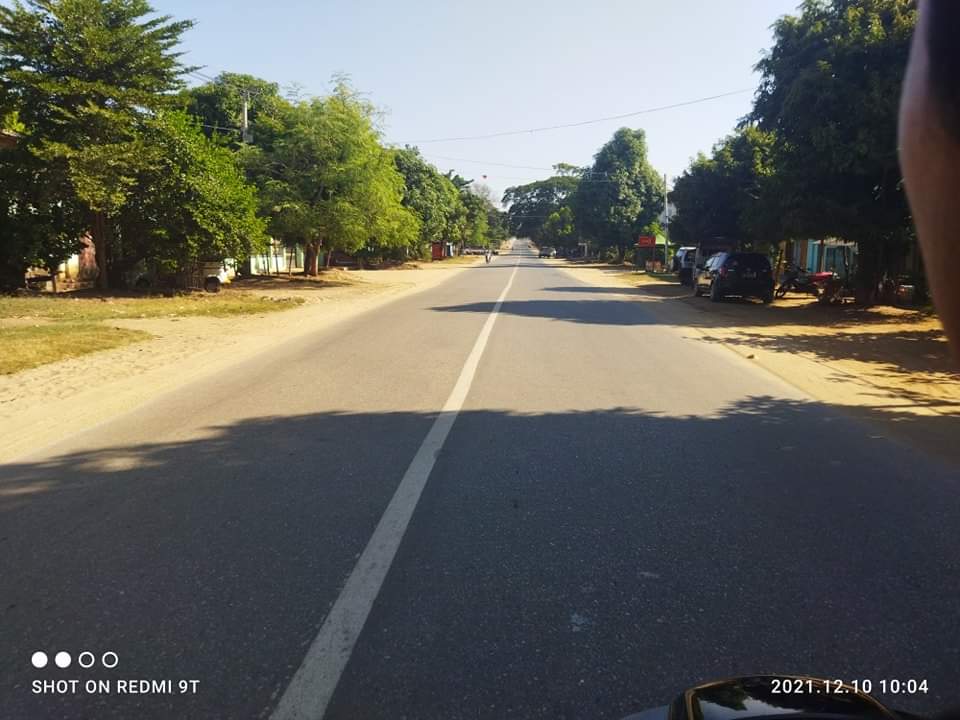 Chanapai247's tweet photo. Silencing in unanimity , locals from #Magway held #SilentStrike on Dec 10 .

#OurCityOurRules
#Dec10Coup
#WhatsHappeningInMyanmar https://t.co/addz2yj2X4