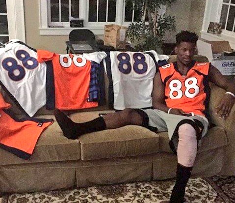 Jimmy Butler watching a game with his collection of his friend Demaryius Thomas' jerseys.

(2016)