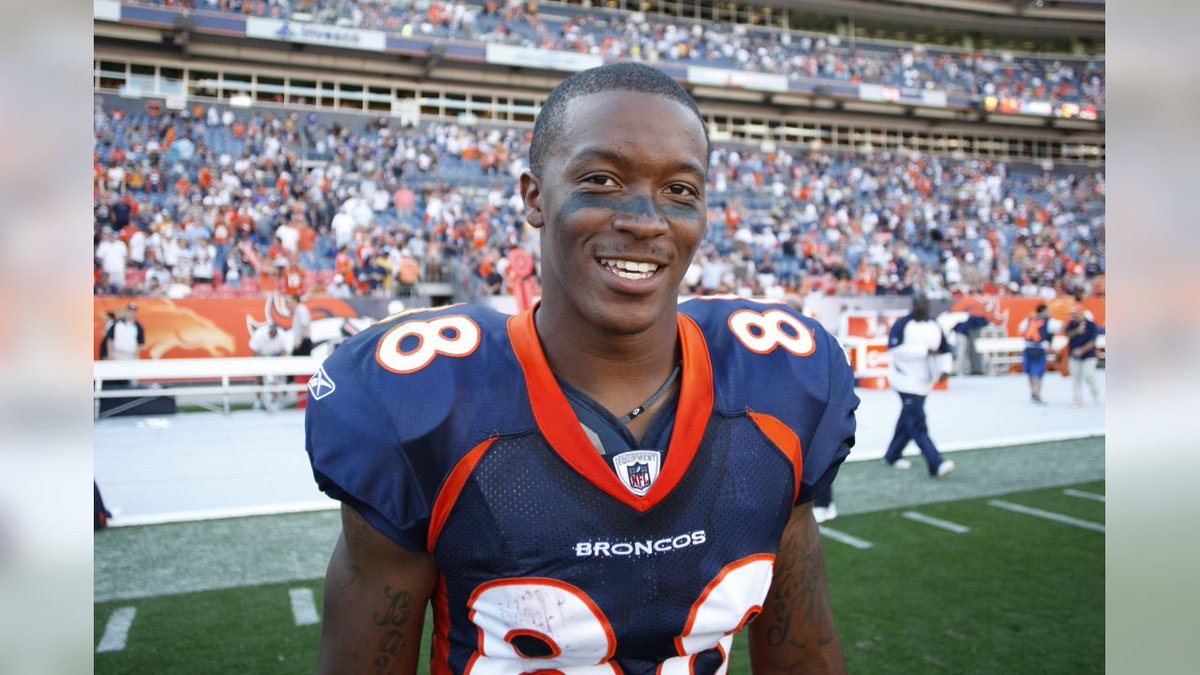 MileHighMoments's tweet photo. RIP, Demaryius Thomas. You were taken from this earth far too soon. May your family and friends find comfort, peace, and understanding at this time of unexpected loss and grief. Thank you for the many Mile High Moments that you provided us! 😭 https://t.co/scWu3IYWPY