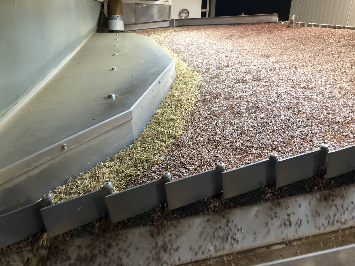 Cleaning Rowland brown flax 🧼 🧽 . It’s working excellent!