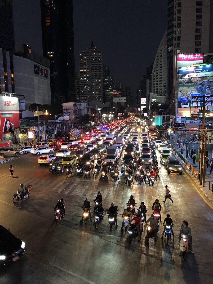 Lee Jones tweet media