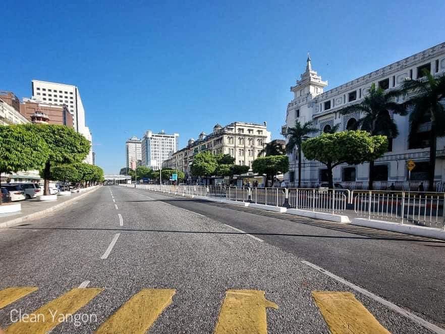 jennferspring's tweet photo. Streets of commercial city Yangon are once again deserted as people join the #SilentStrike to show their defiance to junta. #WhatsHappeningInMyanmar #HumanRightsDay https://t.co/G8iHXATNQK