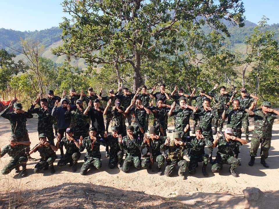 LeeDam_3's tweet photo. "Silence is not empty, it's full of answer"

A silent strike by revolutionary comrades somewhere in the jungle.
#SilentStrike
#OurCityOurRules
#Dec10Coup 
#WhatsHappeningInMyanmar https://t.co/ZFVDd1Qg8o