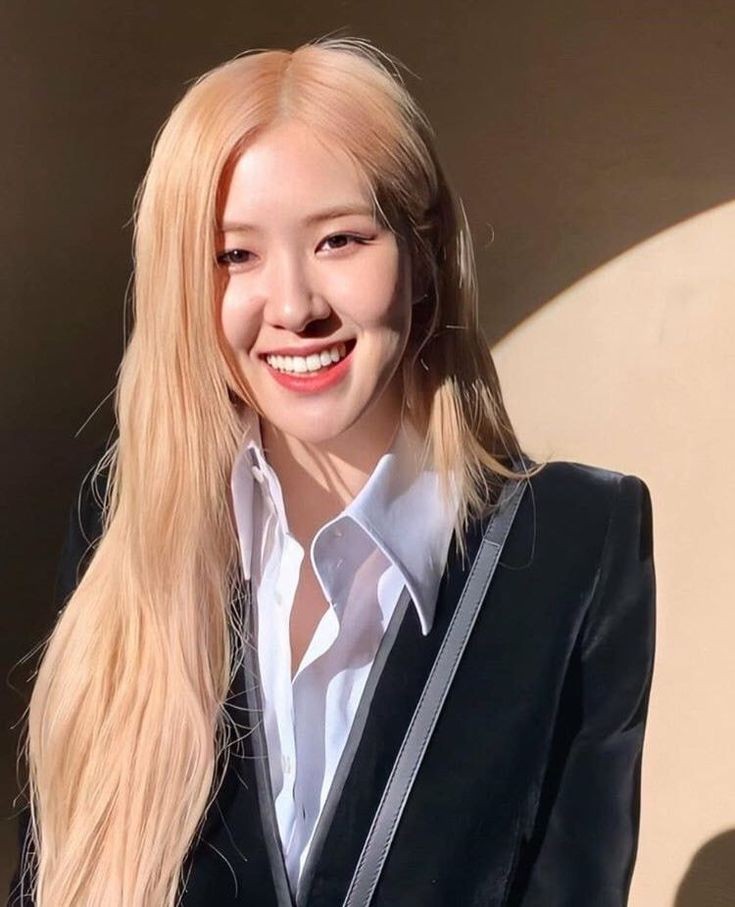 2021.12.10 
Nụ cười của bạn là điểm yếu của tôi
#MAMAVOTE #rosé